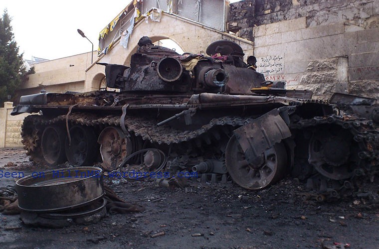 Tham thuong xe tang T-72 huyen thoai o Syria-Hinh-11